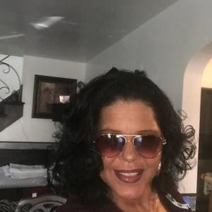 Meet your Posher, Rosalyn